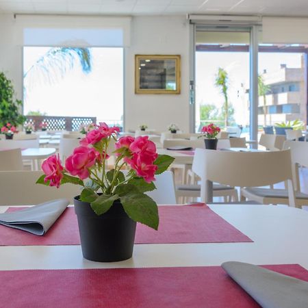 סאלו Beach Family Apartments מראה חיצוני תמונה